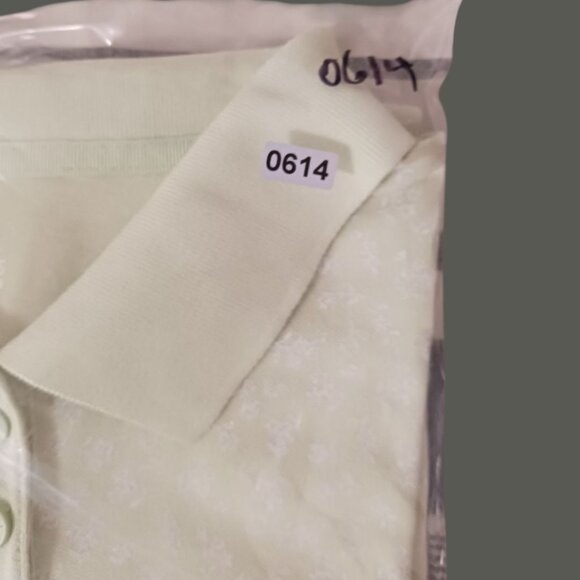 Basic Editions Womens Light Green Floral Polo Shirt Size Large - Picture 9 of 11